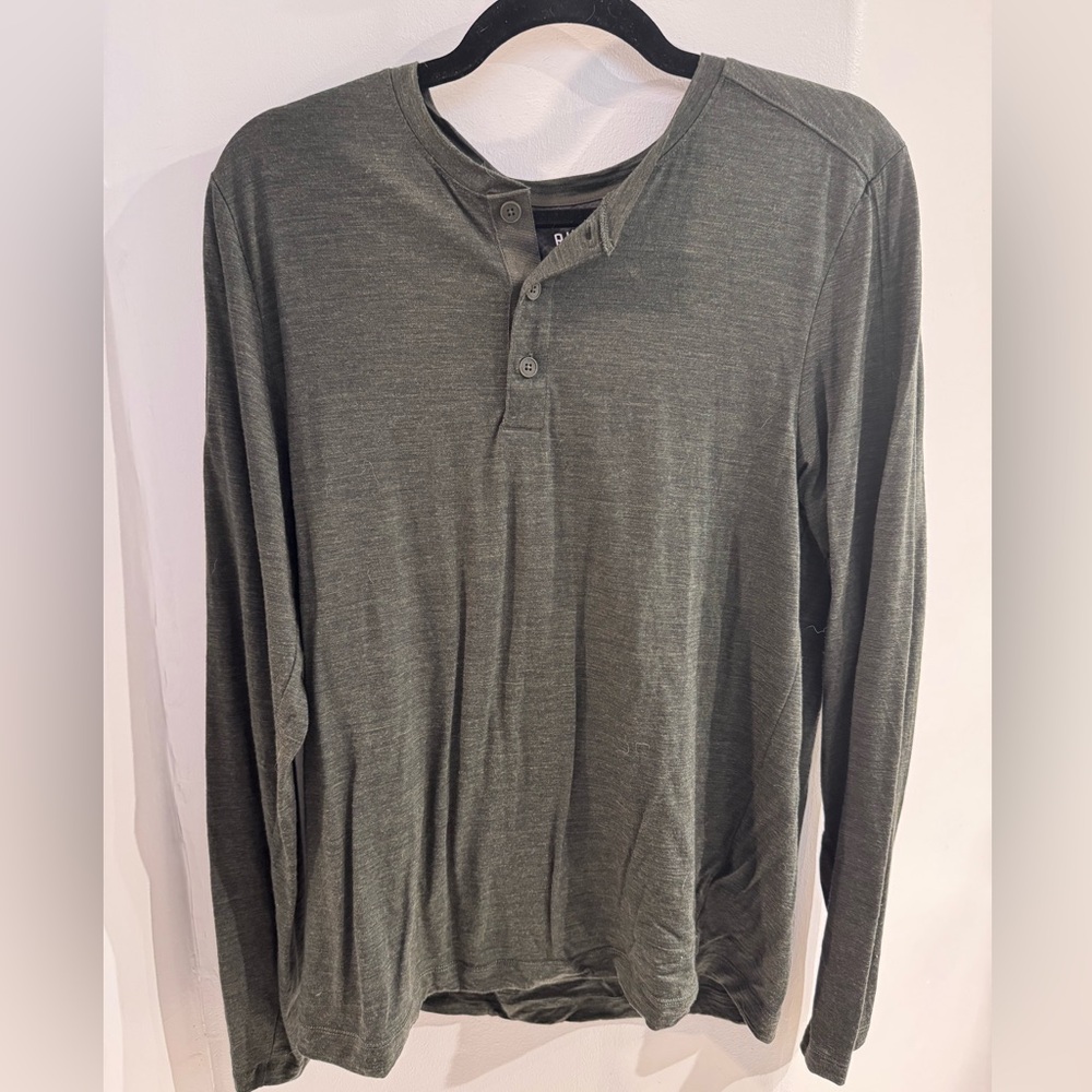 Rhone Merino Wool Long Sleeve Henley